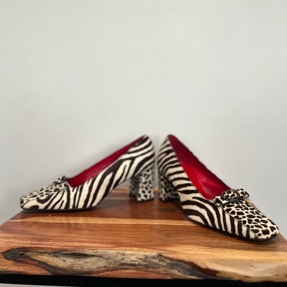 Moschino Pony style calfskin mid heel - Picture 10 of 10